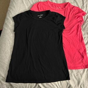 Bundle of 2 Universal thread shirts